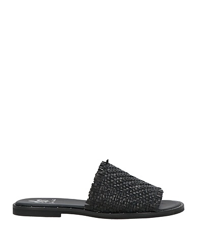 GAIA SHOES Sandals Black Leather
