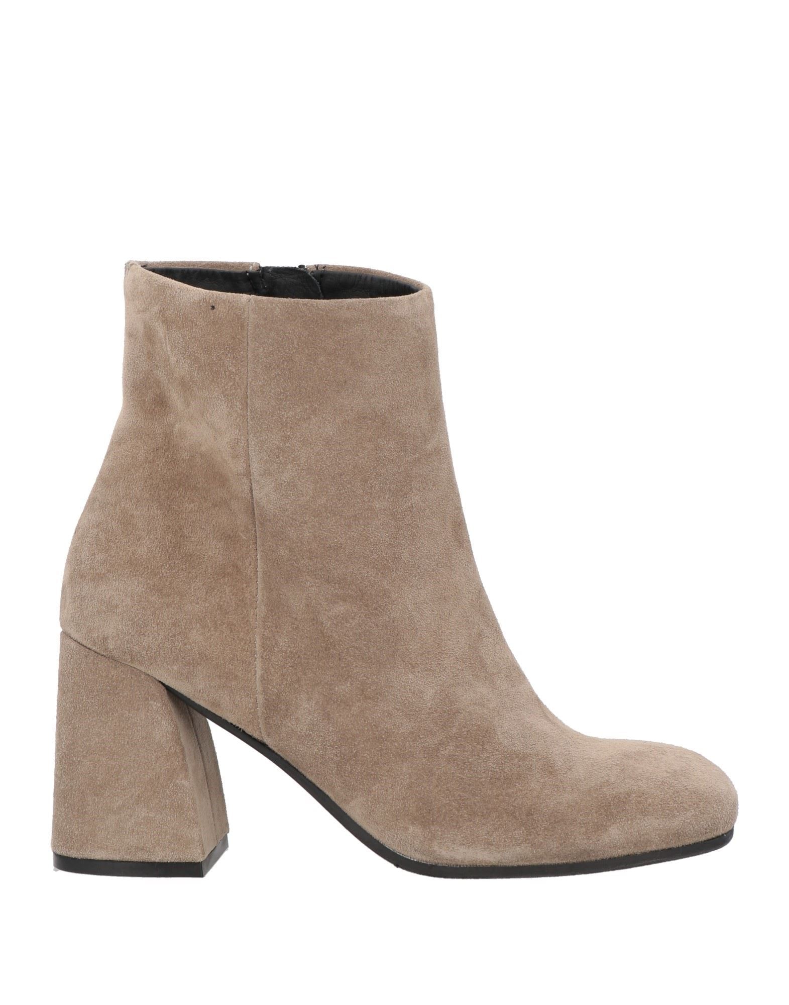 CARMENS - Ankle boots