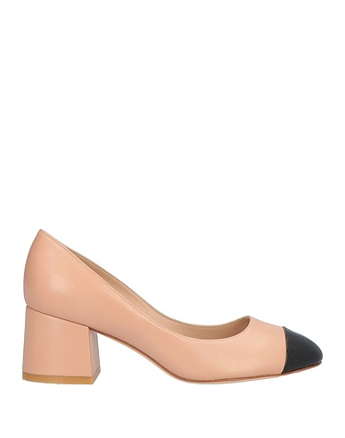 STUART WEITZMAN Court Blush Leather
