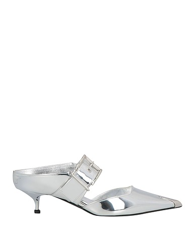 MCQUEEN Mules und Clogs Silber Leder