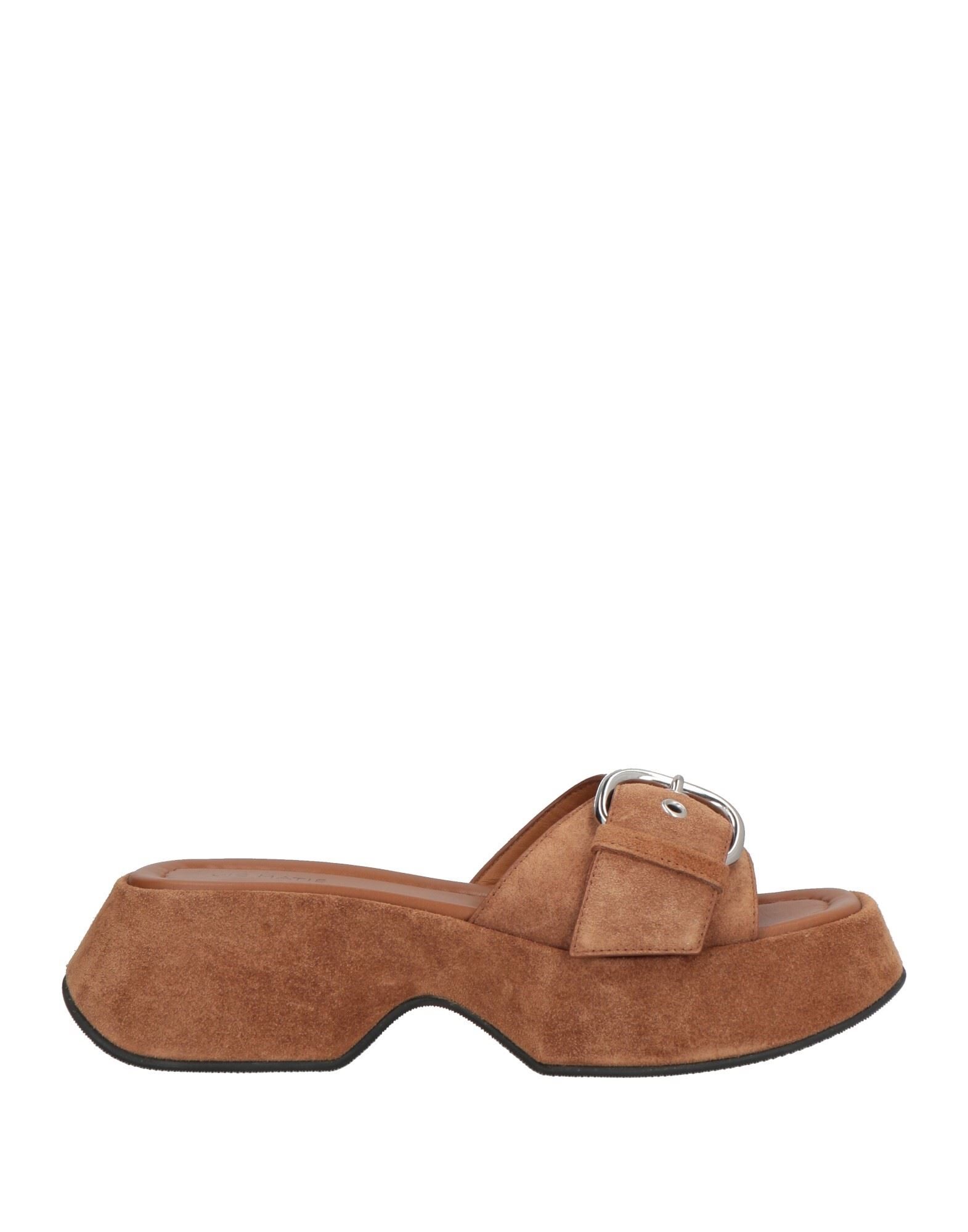 VIC MATIĒ - Sandalen