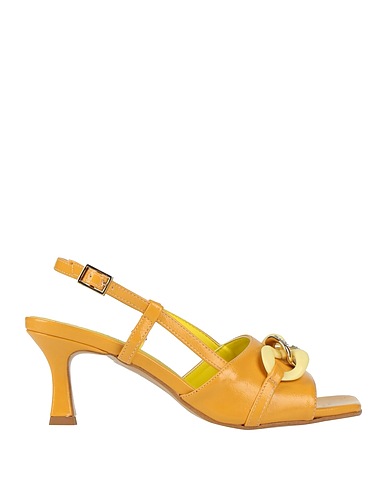 PREGUNTA Sandals Mandarin Textile fibers