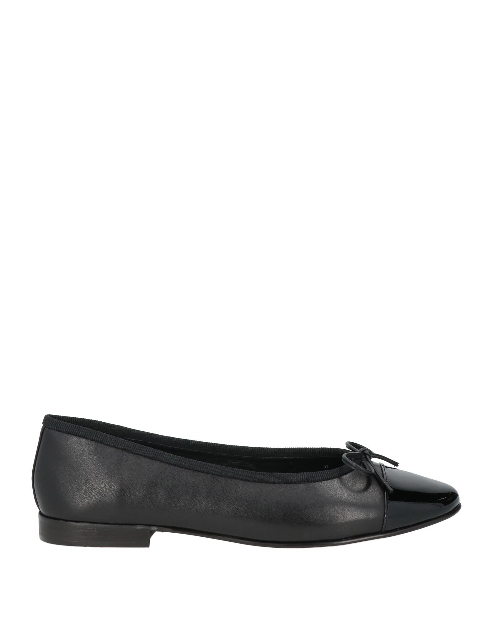 FERRAGAMO | Black Women's Ballet Flats | YOOX