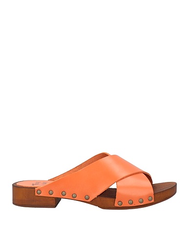 MARE E MARE Mules and clogs Tan Leather