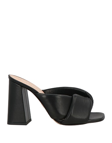 ANNA VIRGILI Sandals Leather