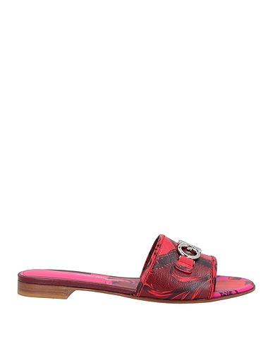 FERRAGAMO サンダル レッド 革（なめし加工）