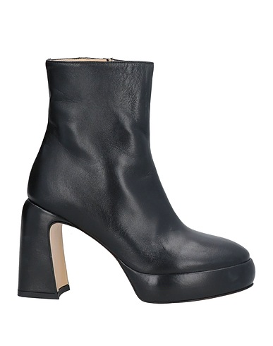 LE FABIAN Ankle boot Black Leather