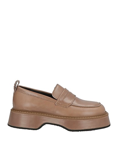 AMI ALEXANDRE MATTIUSSI Loafers Leather