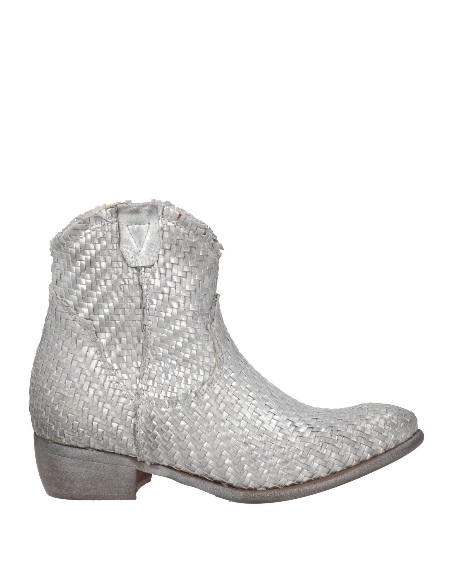 DIVINE FOLLIE - Ankle boots