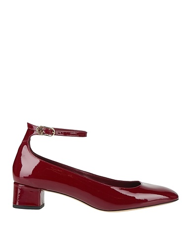 STUART WEITZMAN Court Burgundy Leather