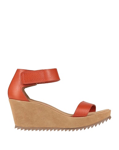 PEDRO GARCÍA Sandals Tan Cow leather