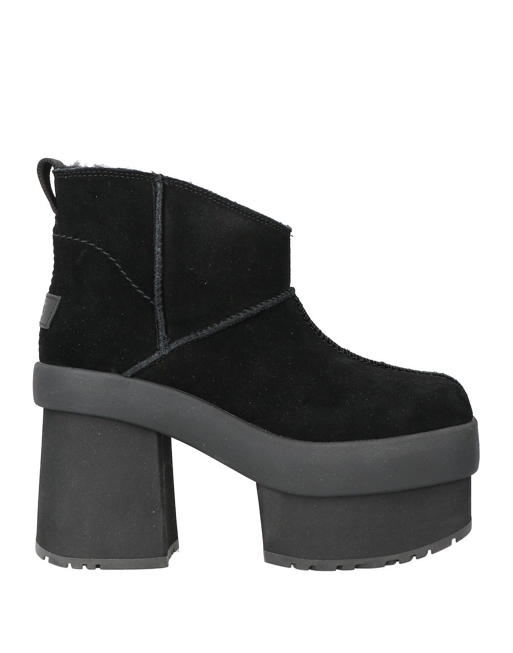 UGG - Полусапоги и высокие ботинки