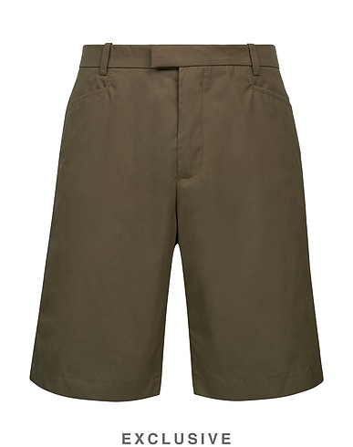 8 by COCO CAPITÁN Shorts & Bermudas OFICINA SHORT
 Militärgrün 72% Polyamid, 23% Baumwolle, 5% Acryl