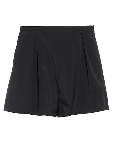 N°21 Shorts & Bermuda Black 96% Silk, 4% Elastane