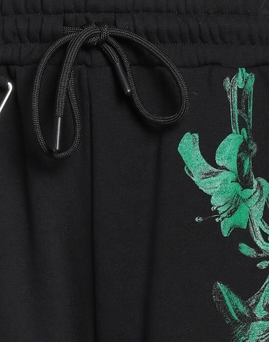 REVENANT RV NT Шорты и бермуды