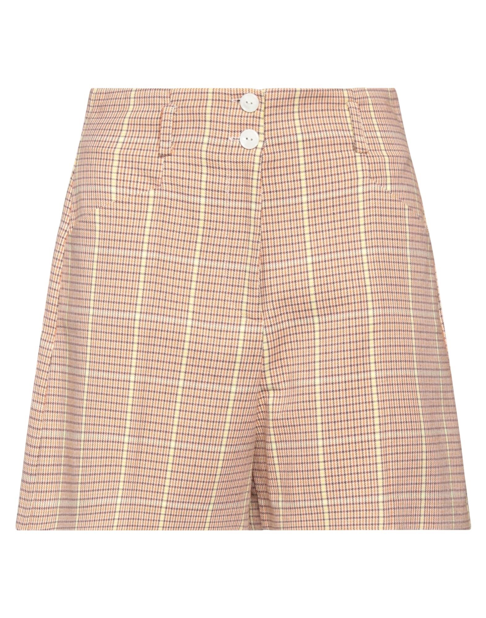 PATRIZIA PEPE - Shorts & Bermuda Shorts