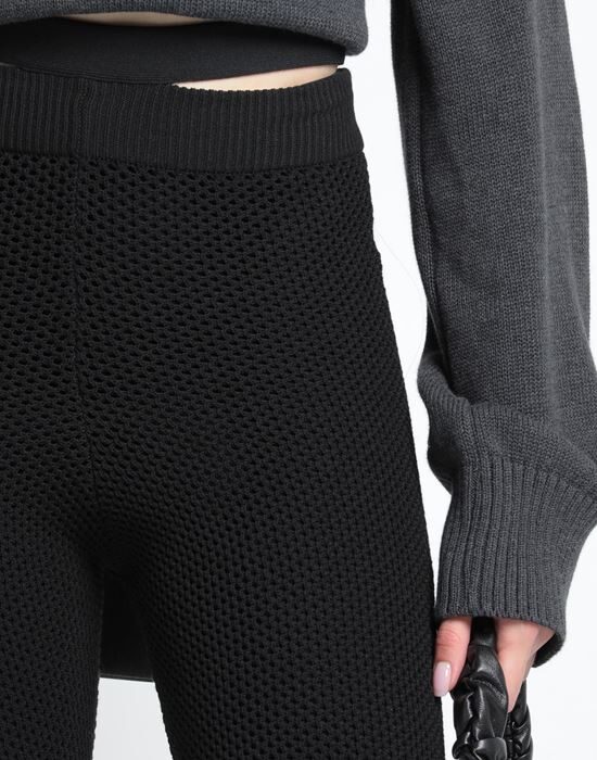 ANDREĀDAMO Шорты и бермуды