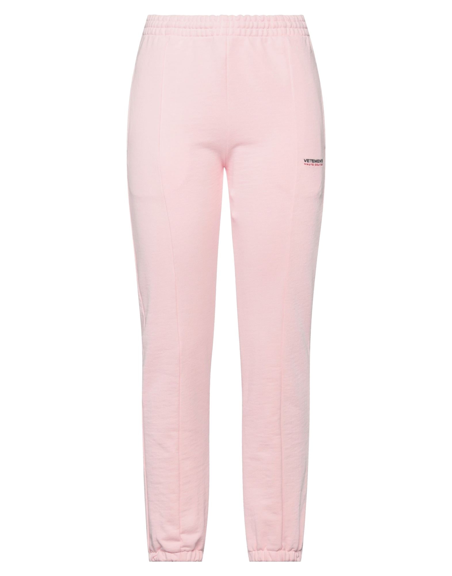 VETEMENTS | Pink Women's Casual Pants | YOOX