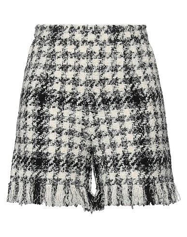 CHARLOTT Shorts & Bermudas Weiß 52% Acryl, 22% Polyester, 17% Schurwolle, 7% Wolle, 2% Andere Fasern