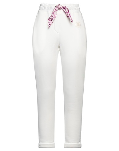 QUANTUM COURAGE Casual trouser White 70% Cotton, 30% Modal
