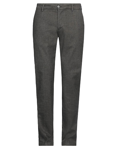 CAMOUFLAGE AR AND J. Chino Gris anthracite 64% Coton, 23% Polyester, 10% Fibres textiles, 2% Viscose, 1% Élasthanne
