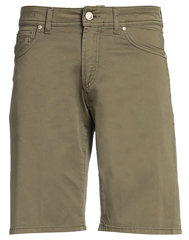 MICHAEL COAL Shorts & Bermuda Verde militare 98% Cotone, 2% Elastan