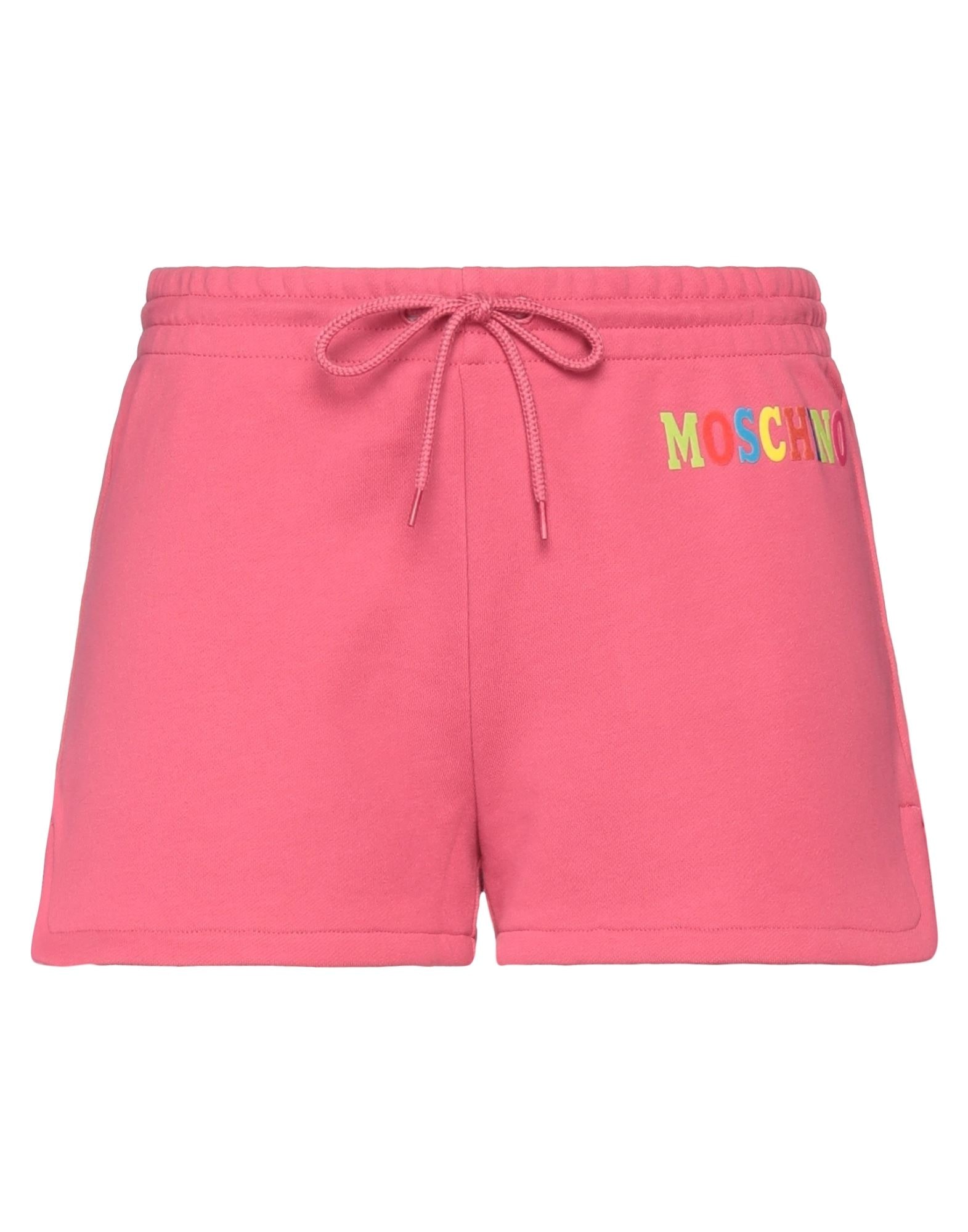 パンツ MOSCHINO Women Shorts  Burmudas A0304 0420 0130 RED MOSCHINO | Red Women's Shorts & Bermuda | YOOX