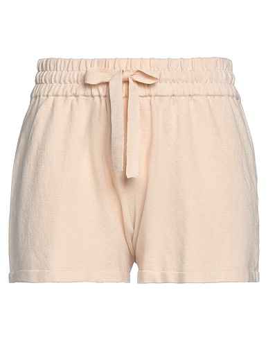 LIVE THE PROCESS Shorts & Bermuda Beige 33% Lyocell, 25% Recycled polyester, 25% Silk, 17% Elastane