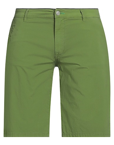 GREY DANIELE ALESSANDRINI Shorts & Bermuda Verde 98% Cotone, 2% Elastan