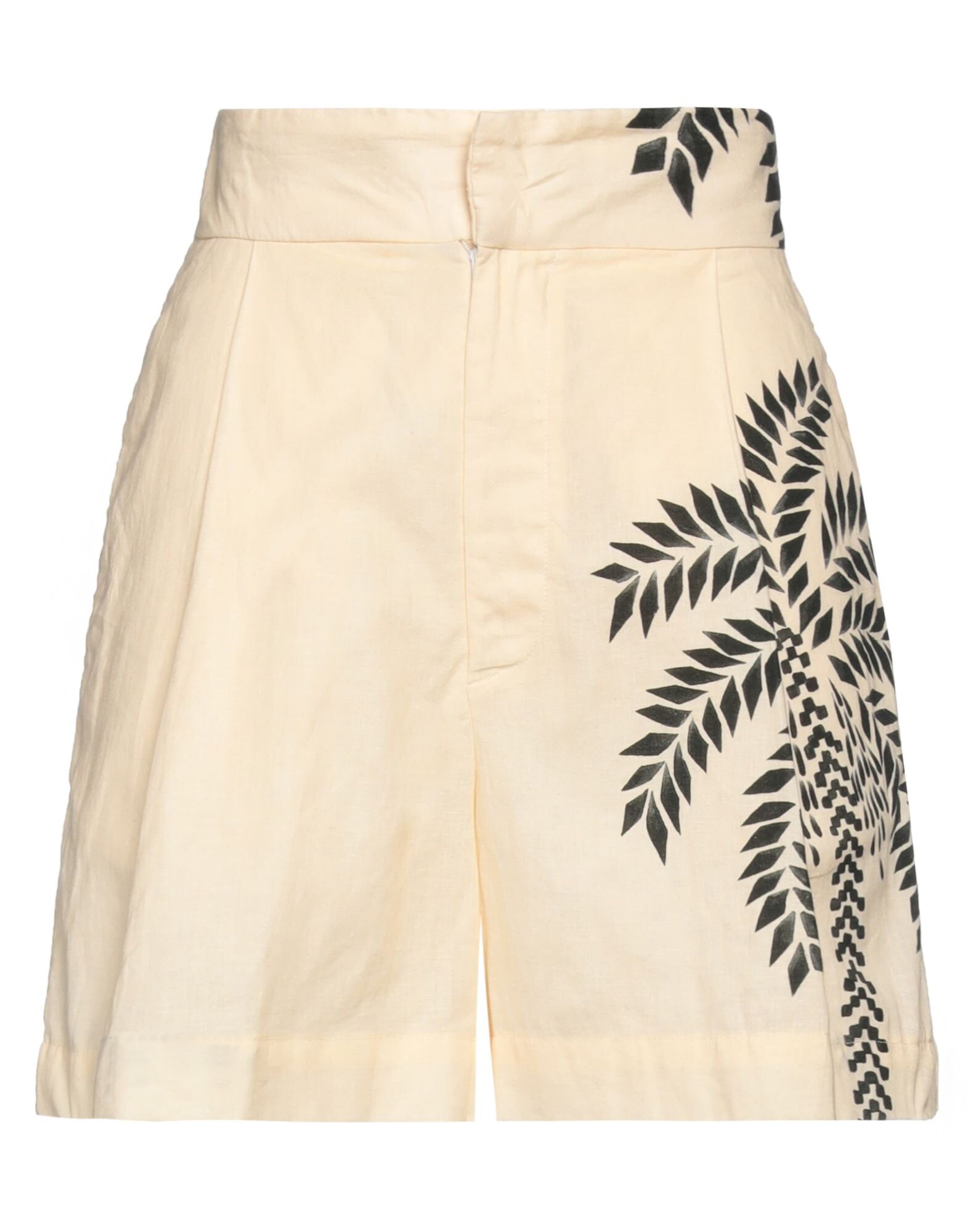 EUGENIA FERNĀNDEZ - Shorts & Bermuda Shorts