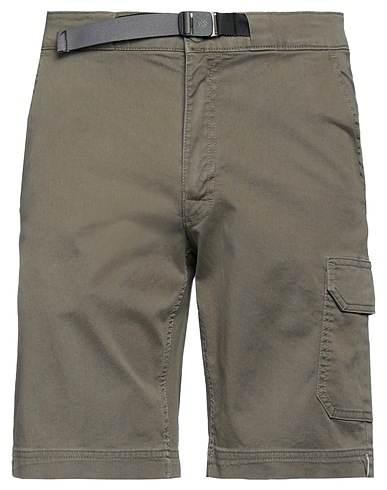 COLUMBIA Shorts & Bermuda Verde militare 97% Cotone, 3% Elastan