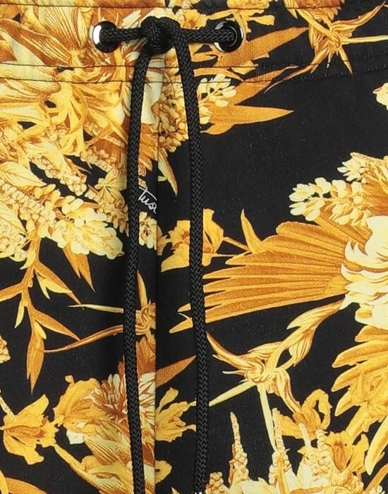 JUST CAVALLI Шорты и бермуды