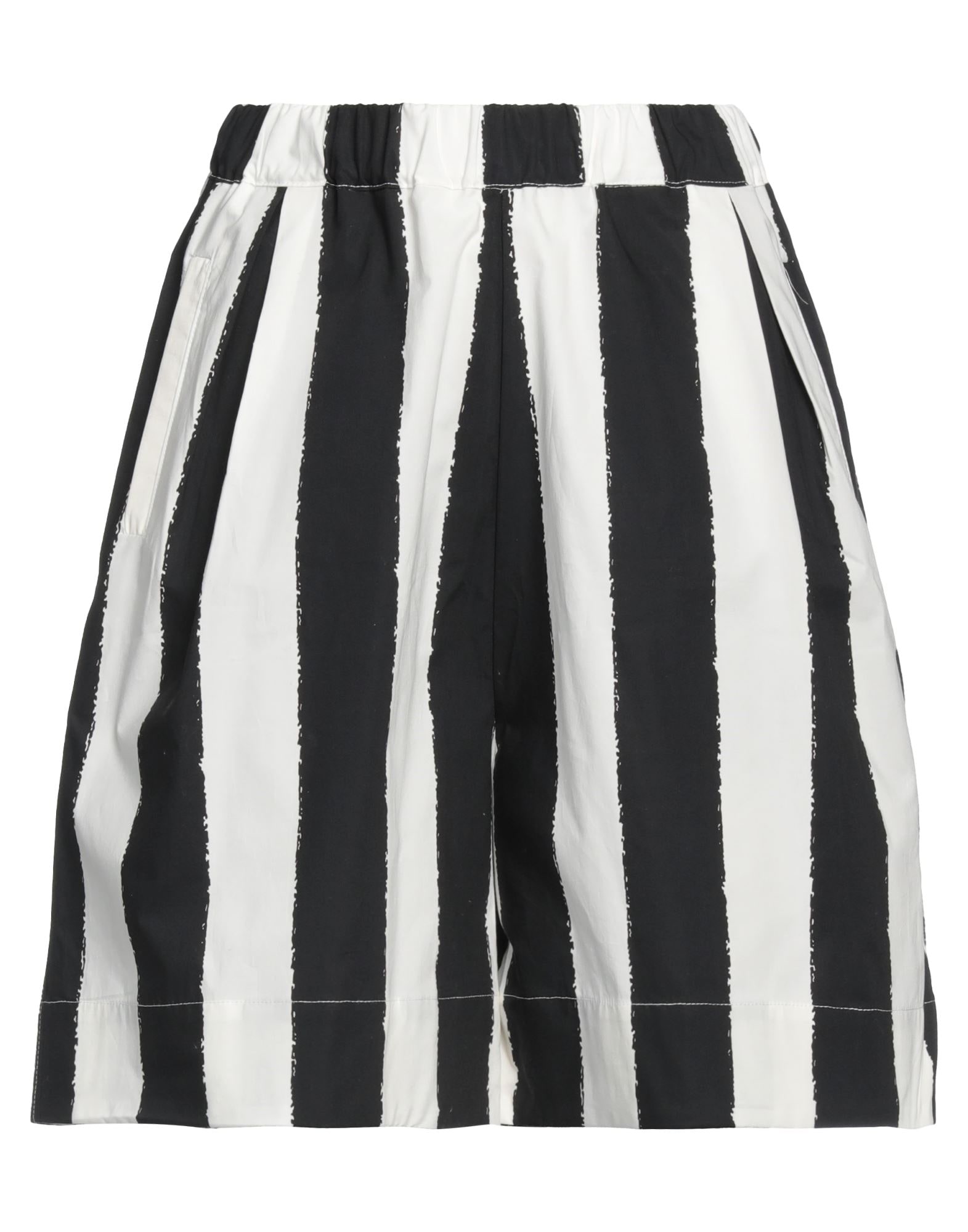 ROSÉ A POIS - Shorts & Bermuda Shorts