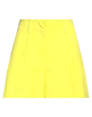 MOSCHINO Shorts & Bermuda Verde lime 65% Cotone, 35% Lino