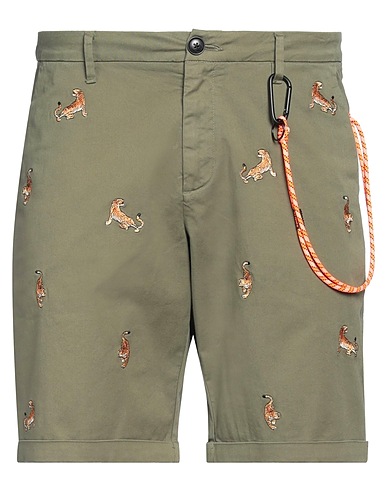 SUN 68 Shorts & Bermuda Verde militare 97% Cotone, 3% Elastan