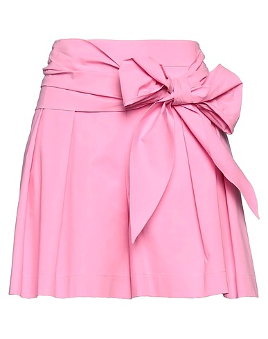 BOUTIQUE MOSCHINO Shorts & Bermuda Rosa 95% Cotone, 5% Elastan