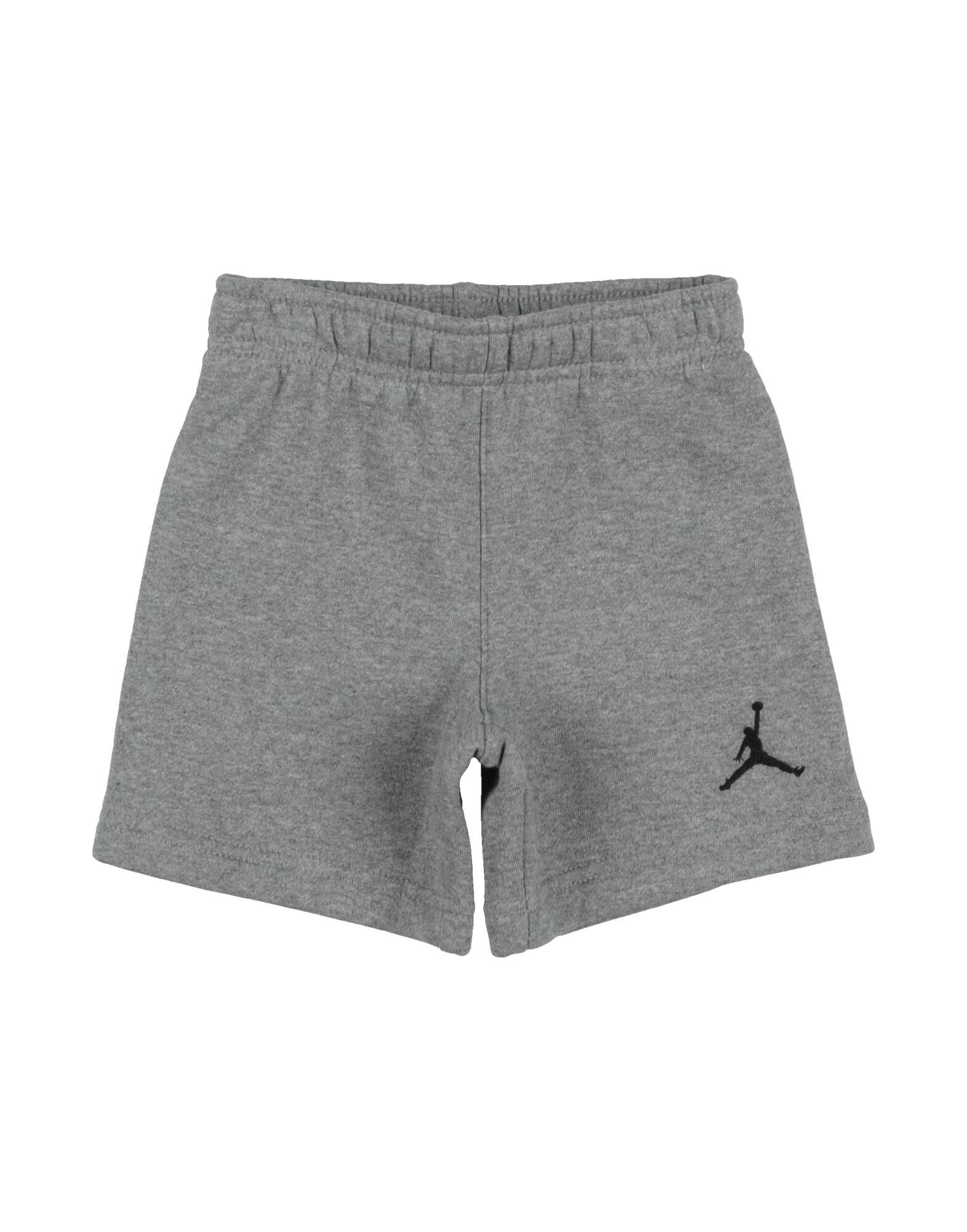 JORDAN - Shorts & Bermuda Shorts