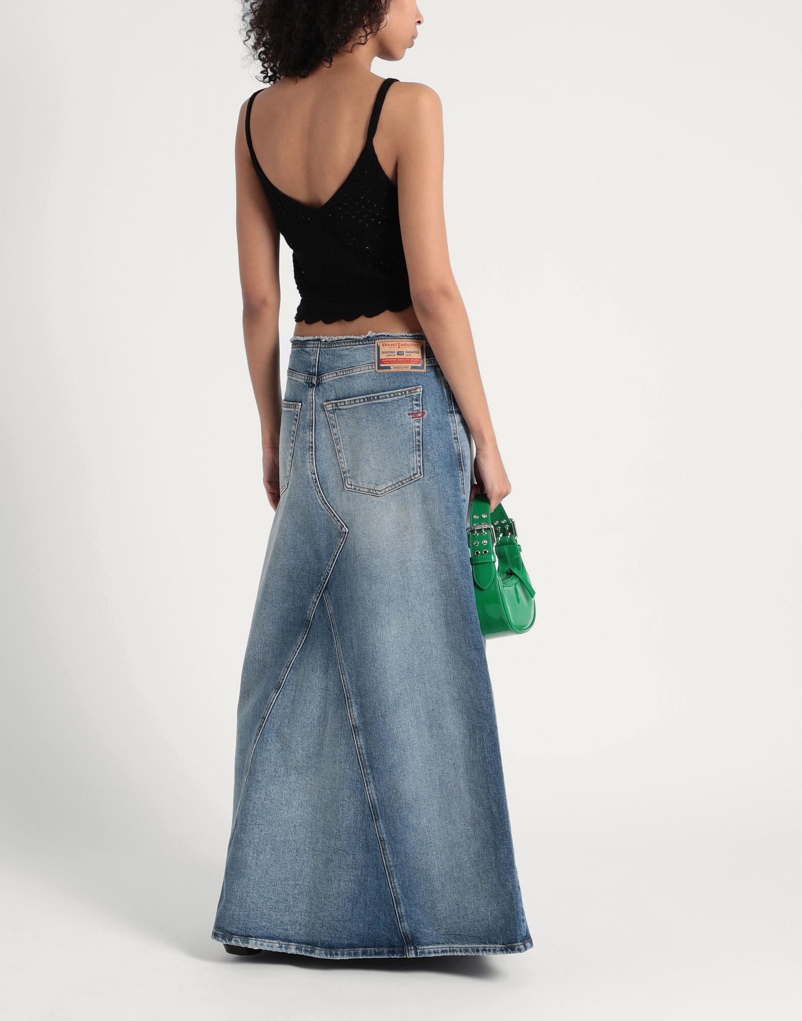 新品タグ付き◎ファスナーデザイン★ DIESEL デニムスカート DE-ALBUS-L A0492309C03 スカート(WOMEN)|DIESEL(ディーゼル)公式