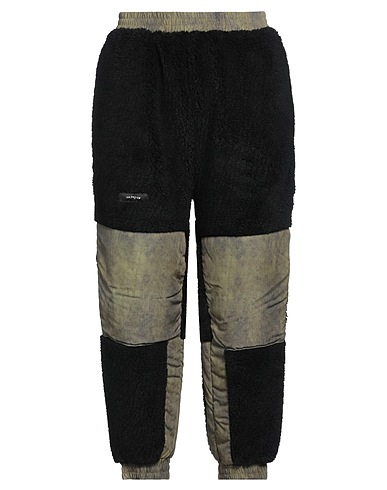 ISO.POETISM by TOBIAS BIRK NIELSEN Casual trouser Military green 100% Recycled polyester