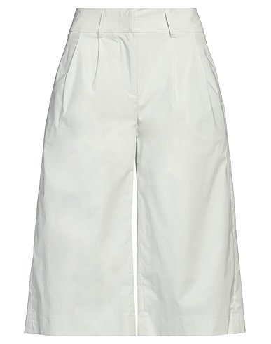 MALO Shorts et Bermudas 97% Coton, 3% Élasthanne