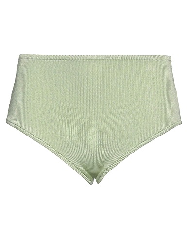CALLE DEL MAR Shorts & Bermuda Verde chiaro 98% Viscosa, 2% Lycra®
