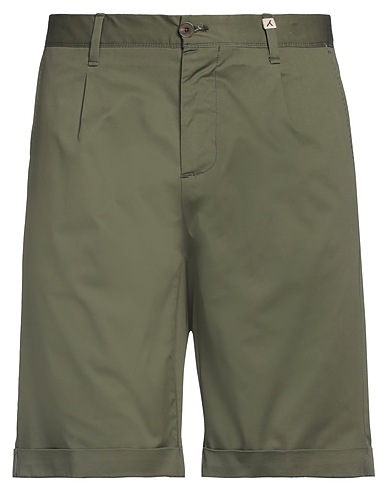 MYTHS Shorts & Bermuda Verde militare 97% Cotone, 3% Elastan