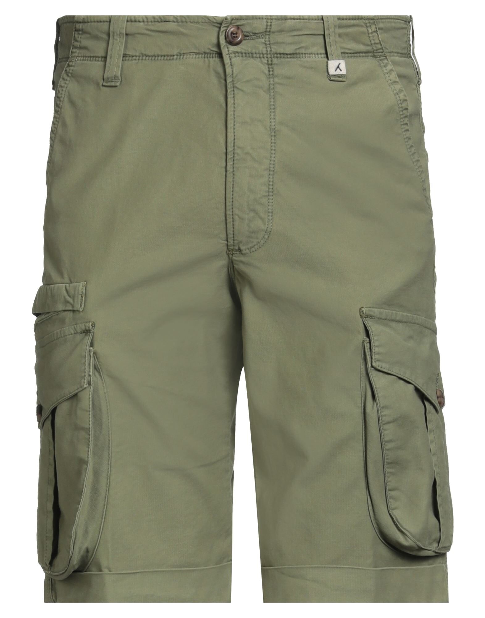 MYTHS - Shorts & Bermuda Shorts