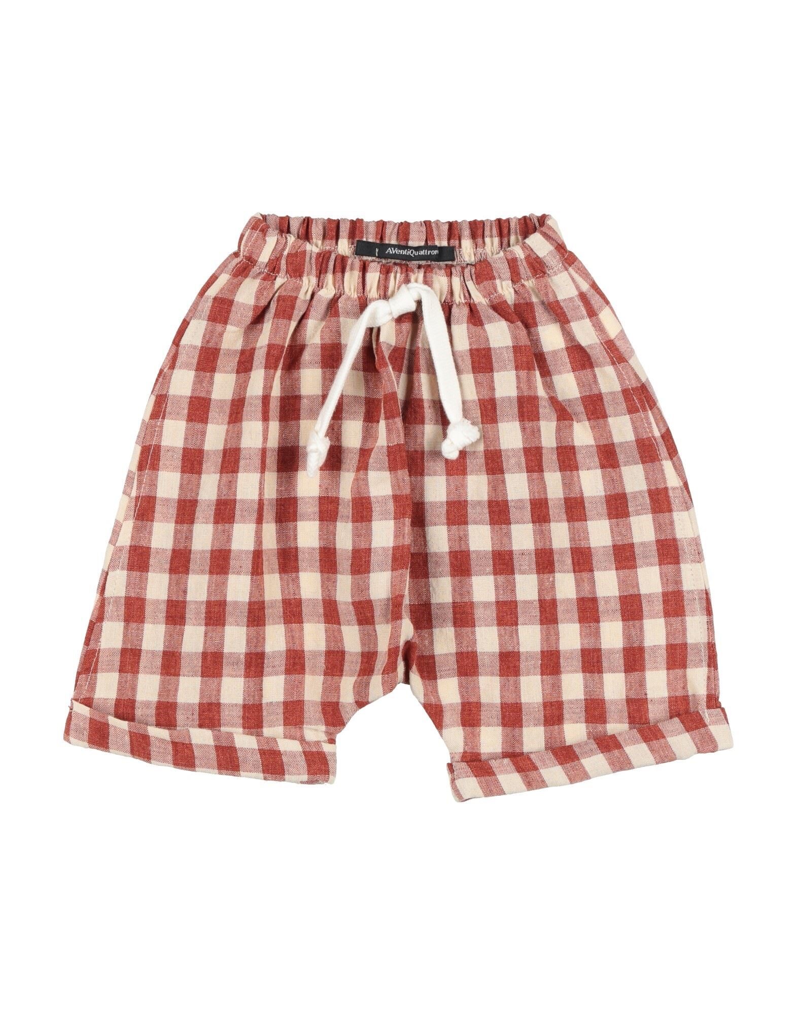 AVENTIQUATTRORE - Шорты и бермуды