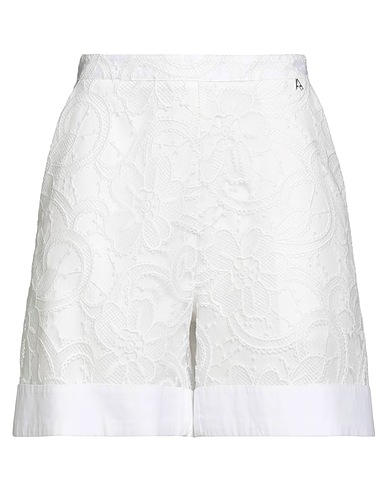 ACTITUDE by TWINSET Shorts & Bermuda White 100% Polyester, Cotton