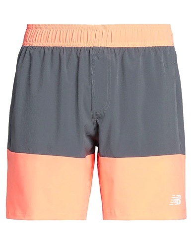 NEW BALANCE ショートパンツ＆バミューダパンツ 鉛色 ポリエステル 86% / ポリウレタン 14%