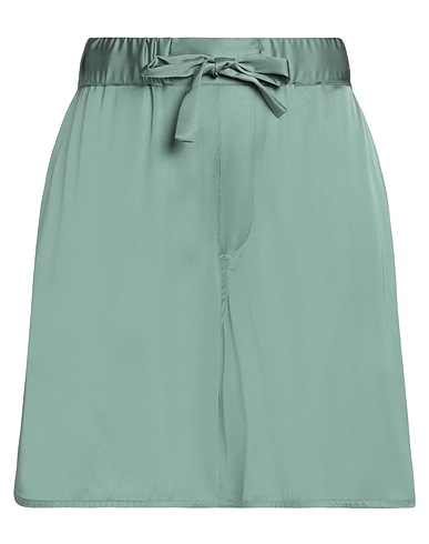 CESAR CASIER Shorts & Bermuda Sage green 100% Viscose