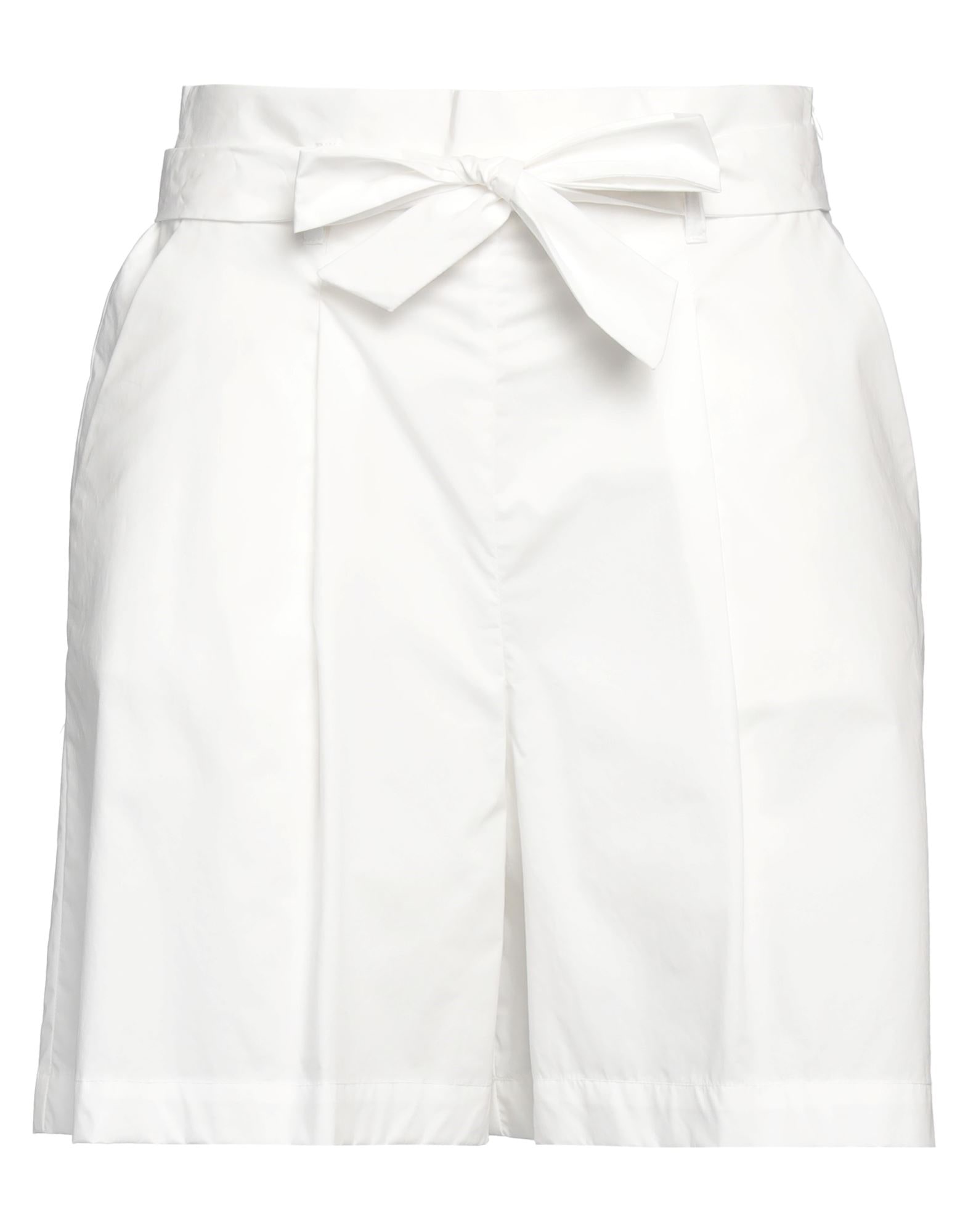 CARACTÈRE - Shorts & Bermuda Shorts