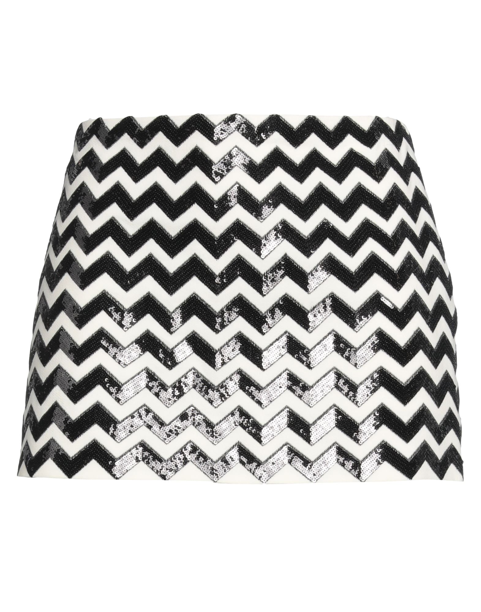 VALENTINO GARAVANI - Shorts & Bermuda Shorts