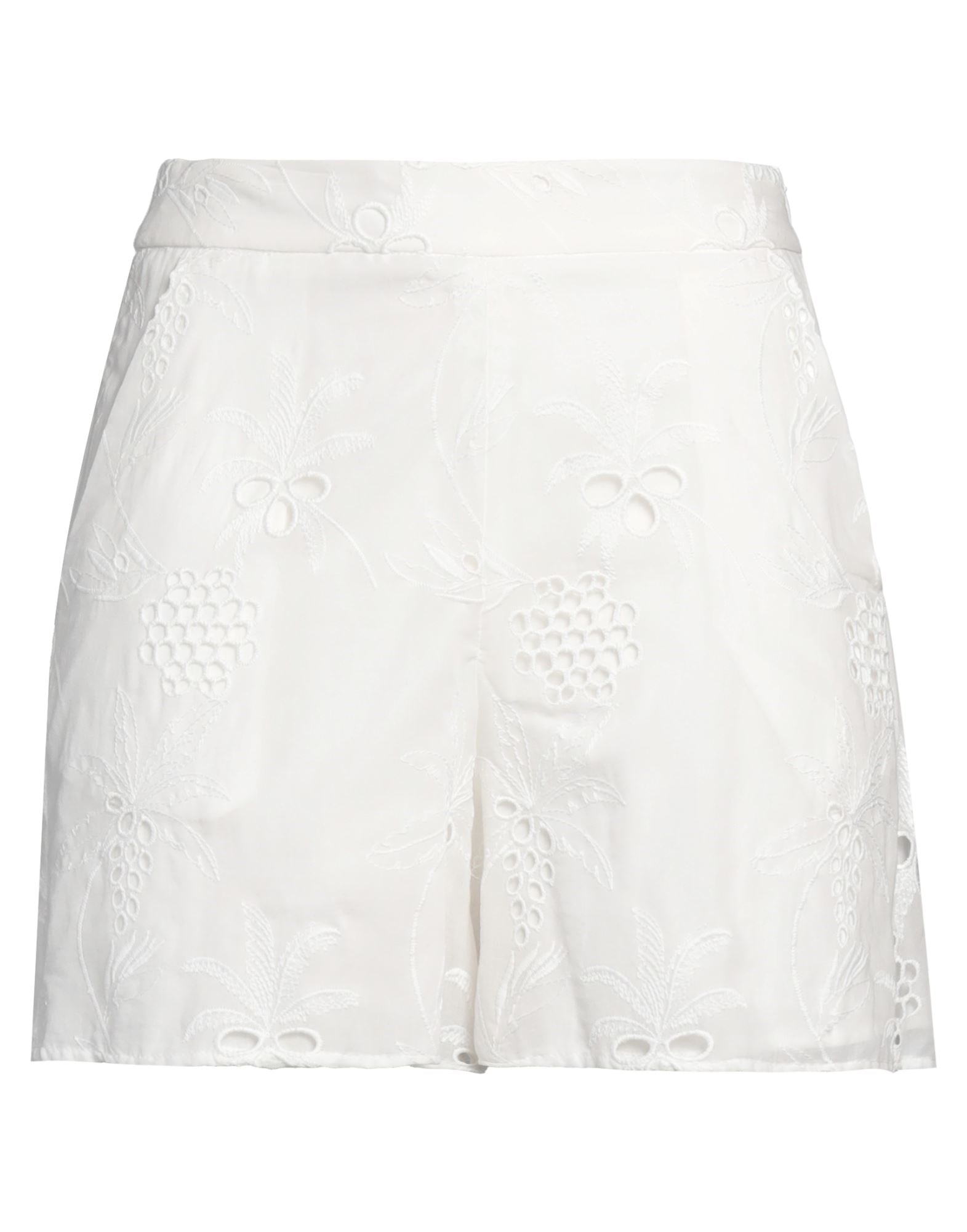 CARACTÈRE - Shorts & Bermuda Shorts